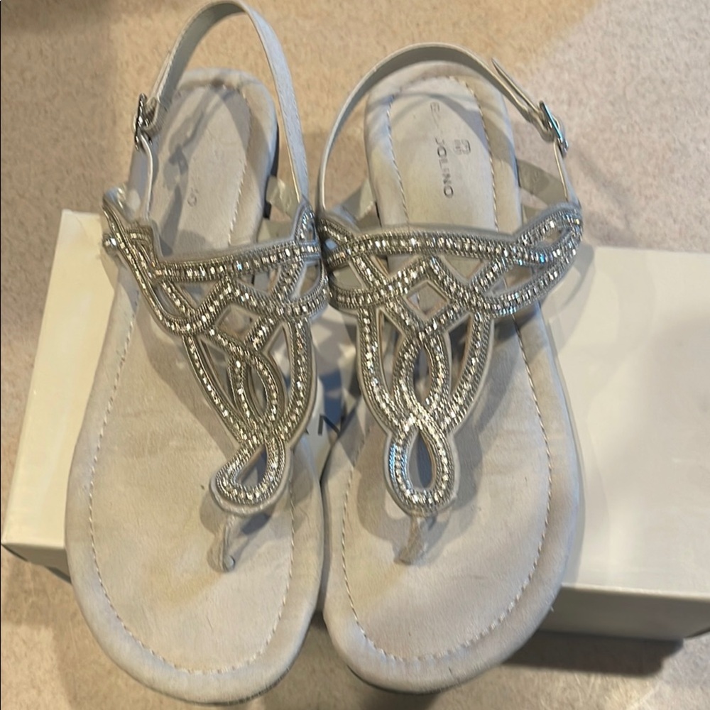 Bandolino Silver Beaded Sandals
